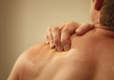 肩膀外伤导致肩周炎出现的原因