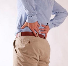 哪些原因促使腰椎病在如今如此常见